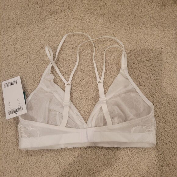 Chantelle White Lace Bra - Picture 5 of 10